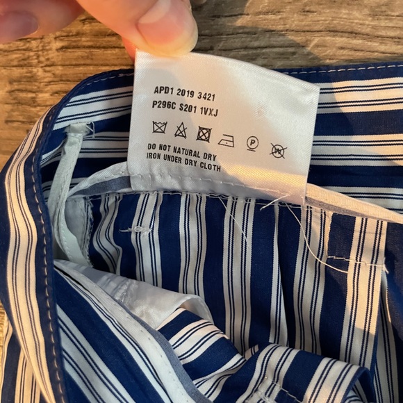 Vintage Prada Bubble Shorts - Picture 4 of 5